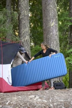 Therm-A-Rest MondoKing 3D 11.0 L Zelfopblazende Slaapmat -Kampeer Verkoop 1900 1267 2022 cascade summer carcamp washington rinckenberger 4443