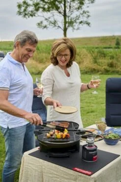 NomadiQ Draagbare Gasbarbecue - Zwart -Kampeer Verkoop 1900 1267 mvd0748 1