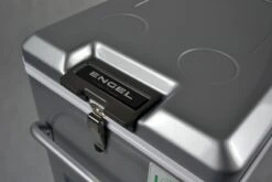 Engel MT35F-S Compressor Koelbox - 32 Liter -Kampeer Verkoop 1900 2849 mt35fs verschluss detail