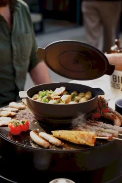 OFYR Tabl'O Cast Iron Casserole Set -Kampeer Verkoop 900 600 dsc0509 2