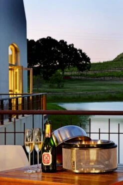 Cobb Premier Houtskoolbarbecue - Grijs -Kampeer Verkoop cobb premier 4